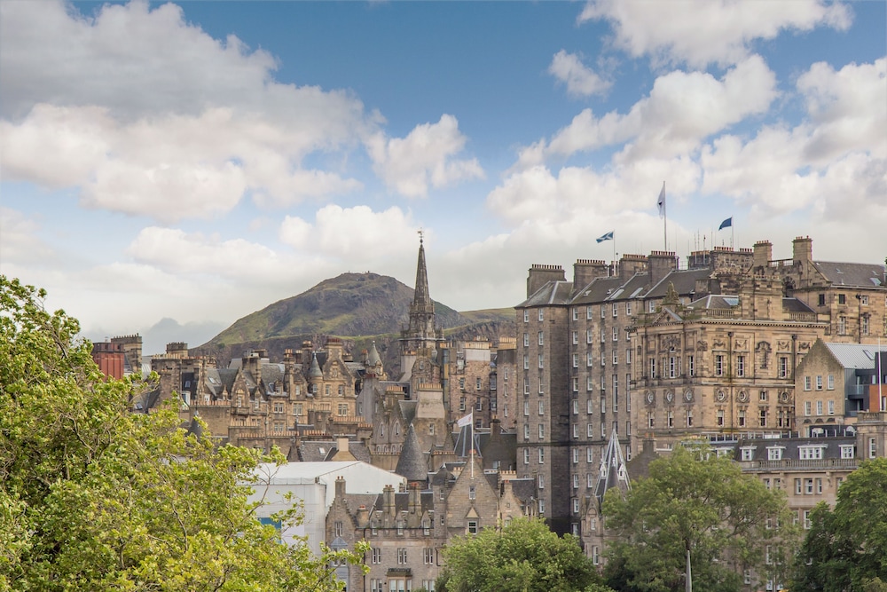 Destiny Scotland Hanover Apartments 46/50