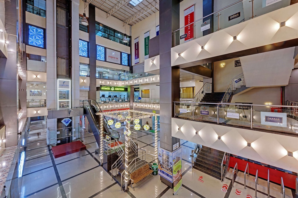 Hotel Grand Fortune Beacon, Ichalkaranji (Maharashtra) 9/31