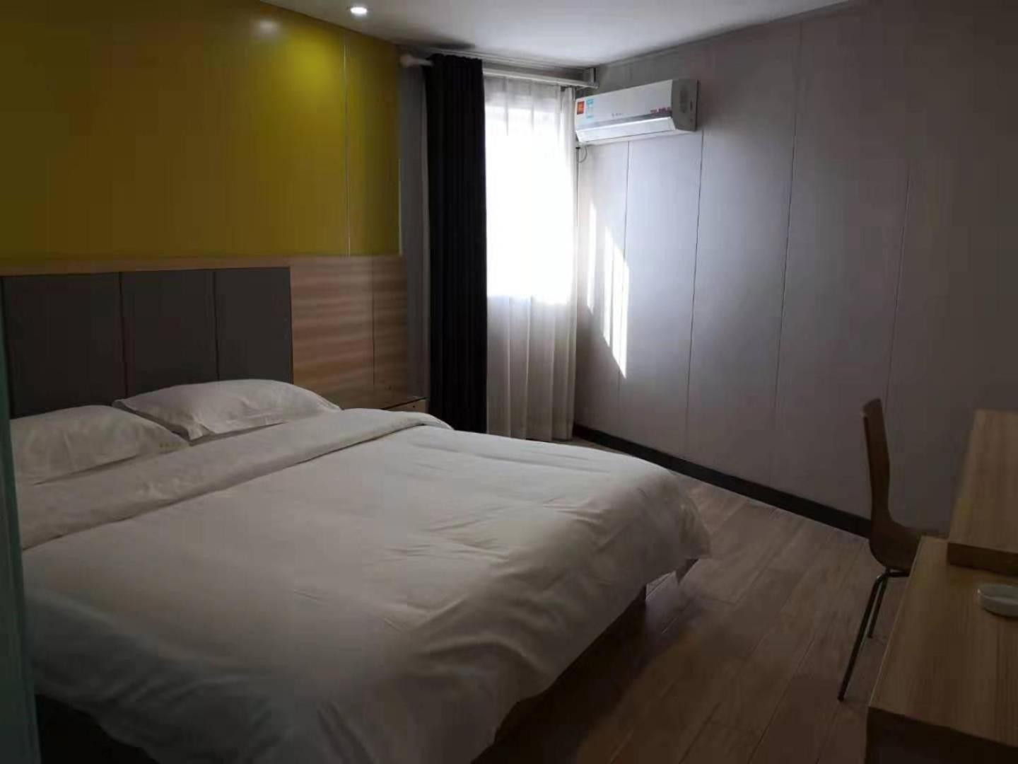 7 Days Inn (Changsha Yinpenling Liugoulong Metro Station) 22/44