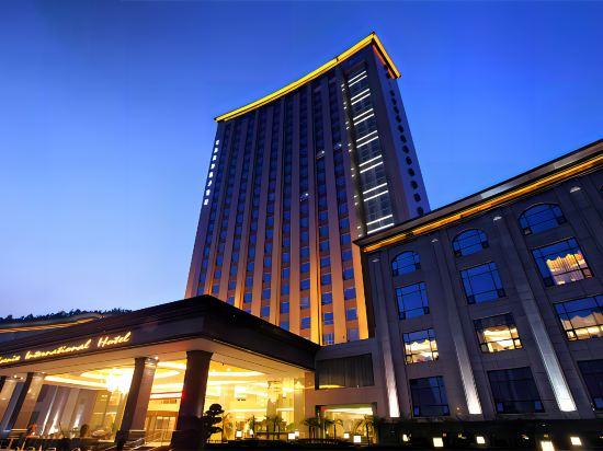Phoenix International Hotel 4/27