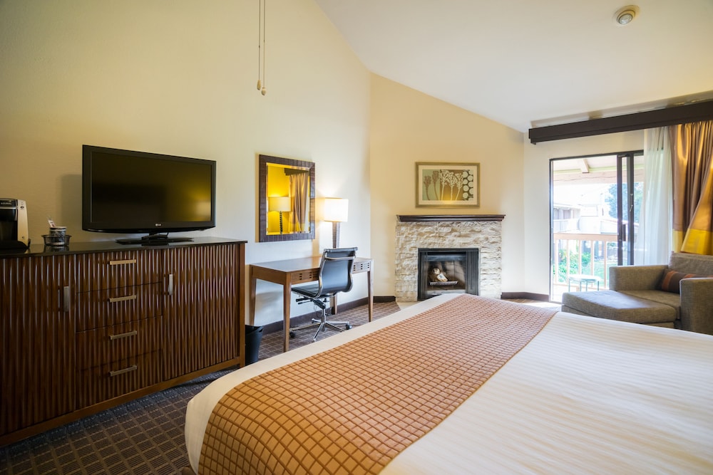 Half Moon Bay Lodge 30/59