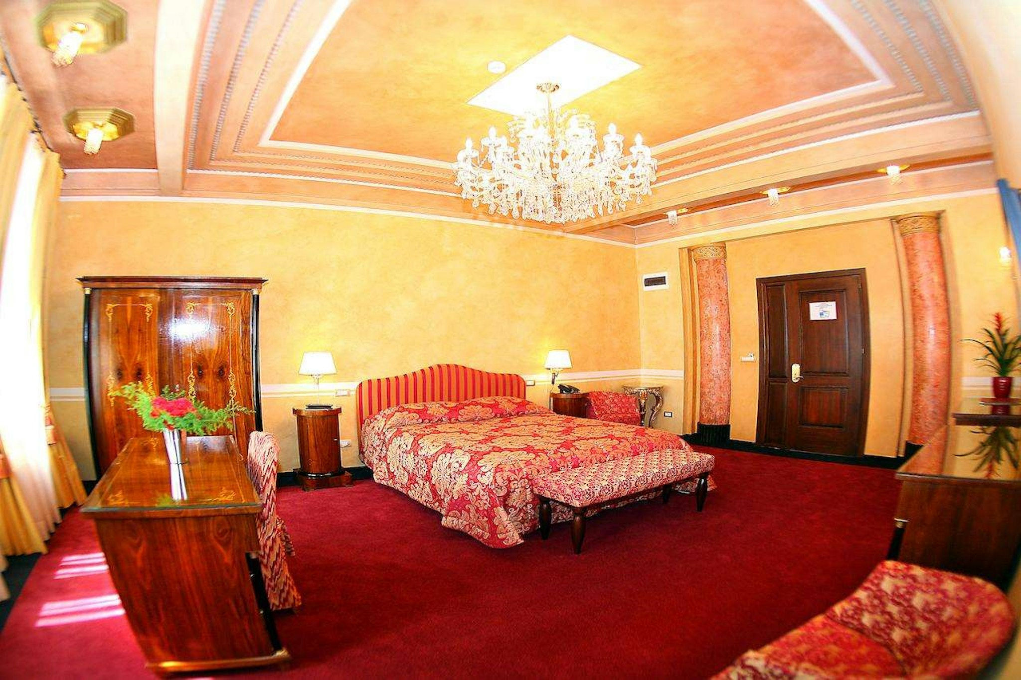 Vigo Hotel 8/26