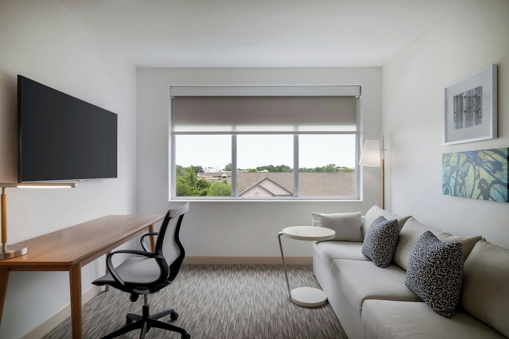 Element by Marriott Charleston Airport 25/50