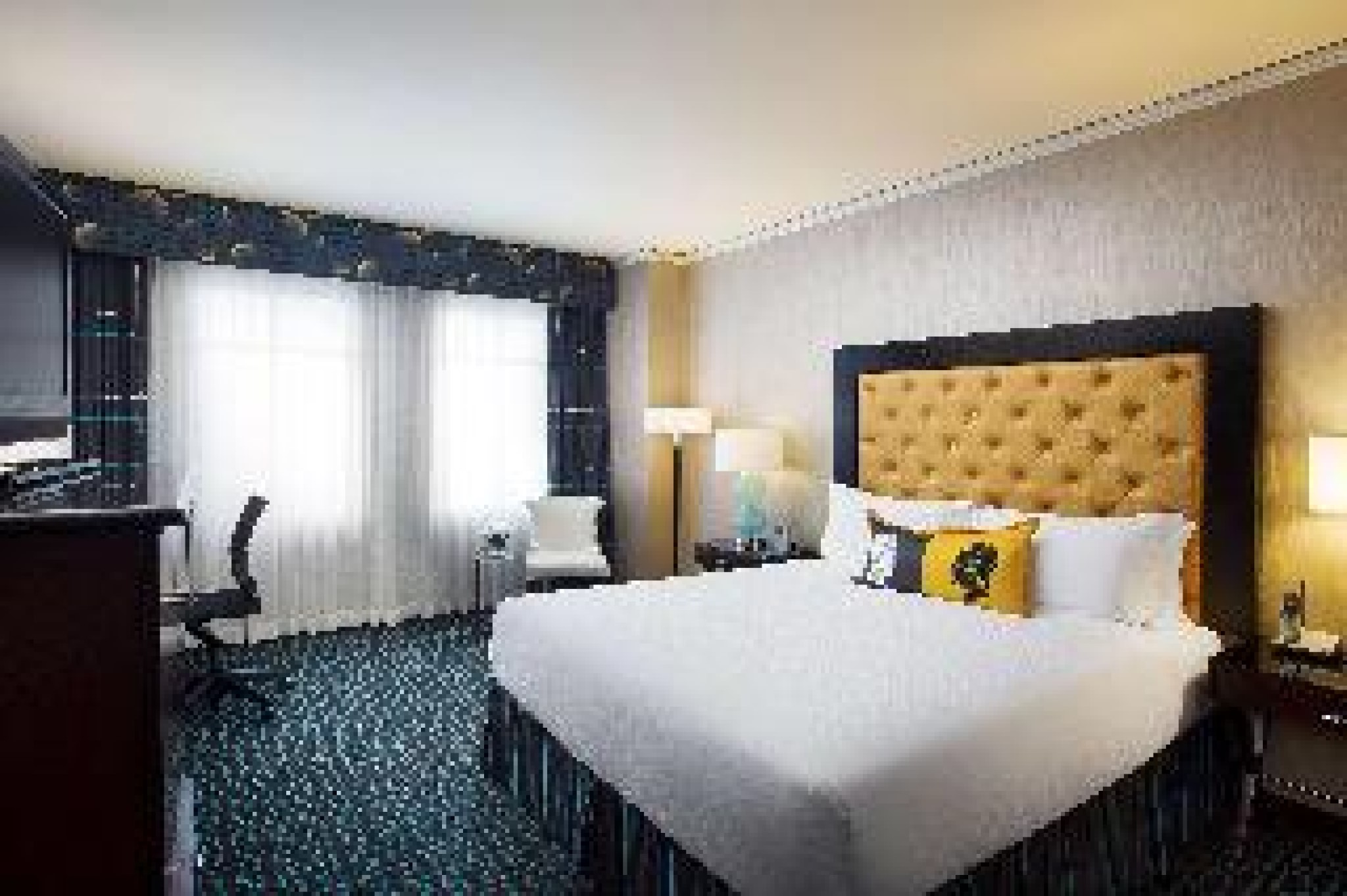 Deluxe, Double Bed