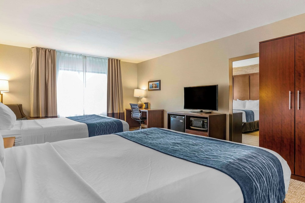Standard, 2 Queen Beds