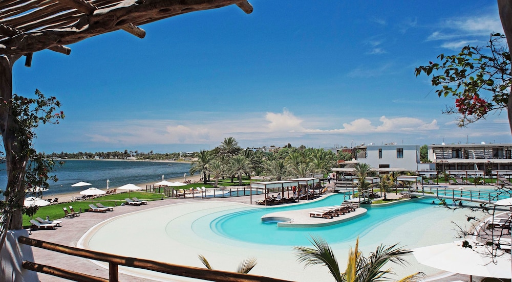 La Hacienda Bahia Paracas 64/68