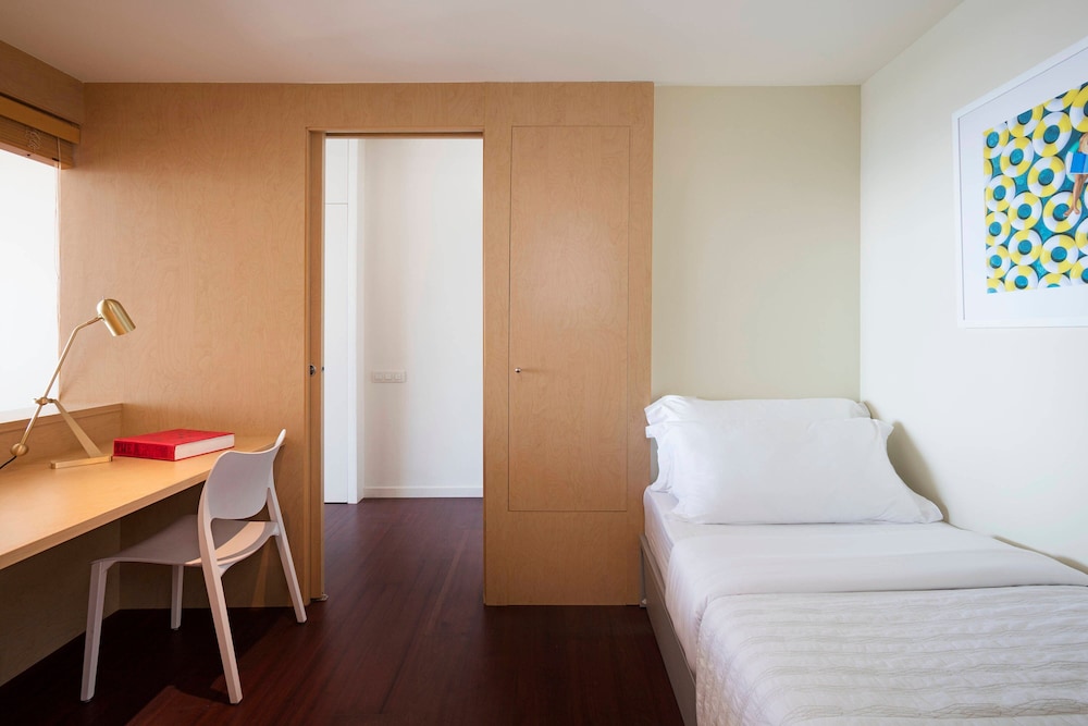 Le Meridien Ra Beach Hotel And Spa 30/80