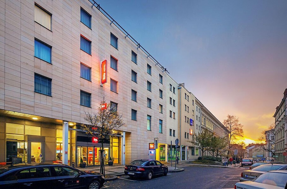 Ibis Praha Wenceslas Square Hotel 53/58