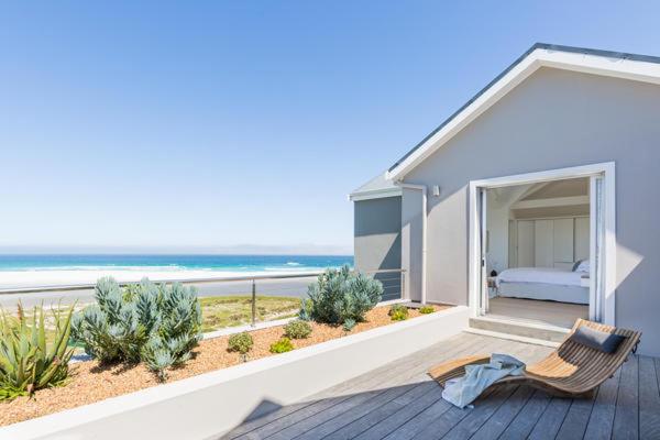 Cape Beach Villa 21/50