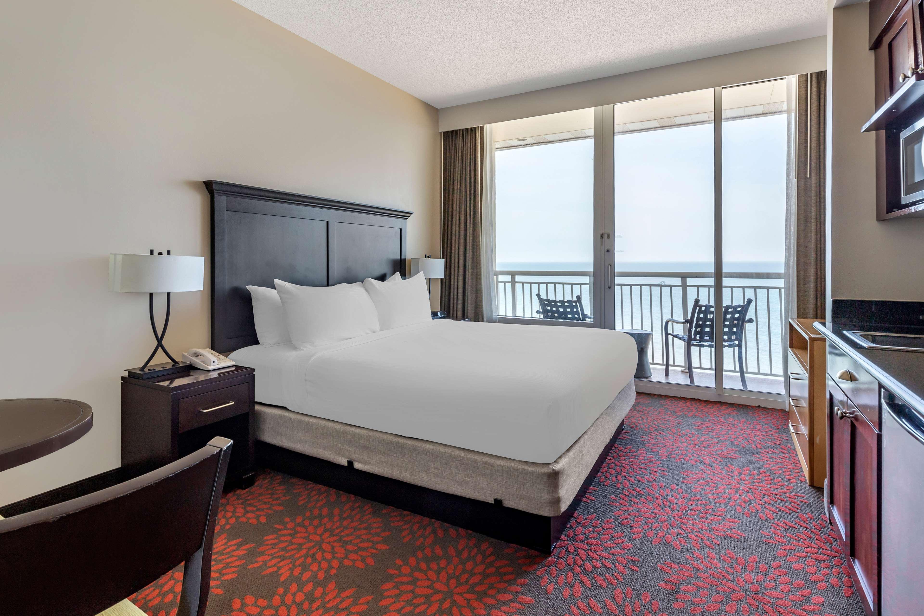 Suite, Ocean Front