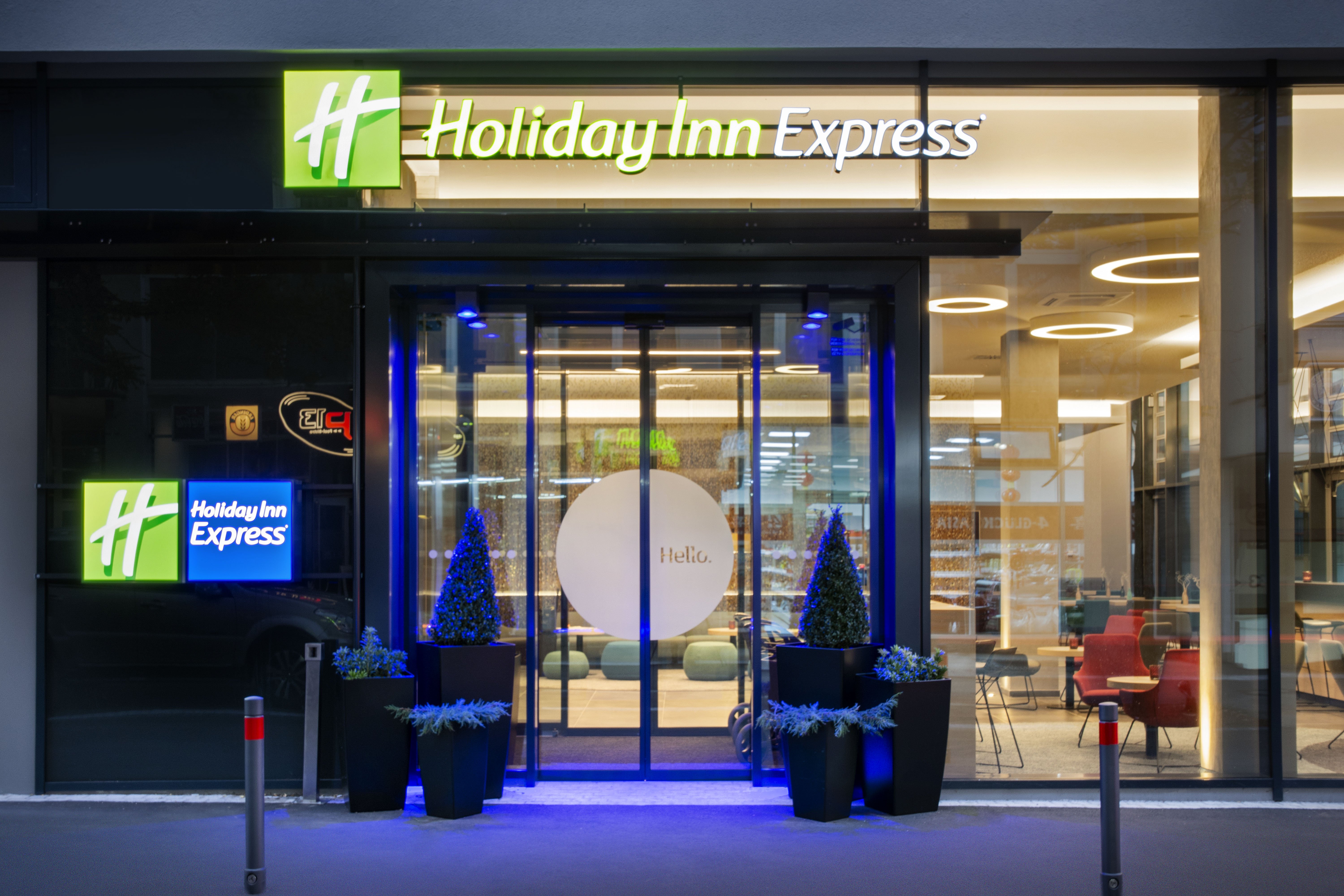 HOLIDAY INN EXPRESS STUTTGART - WAIBLINGEN 65/69