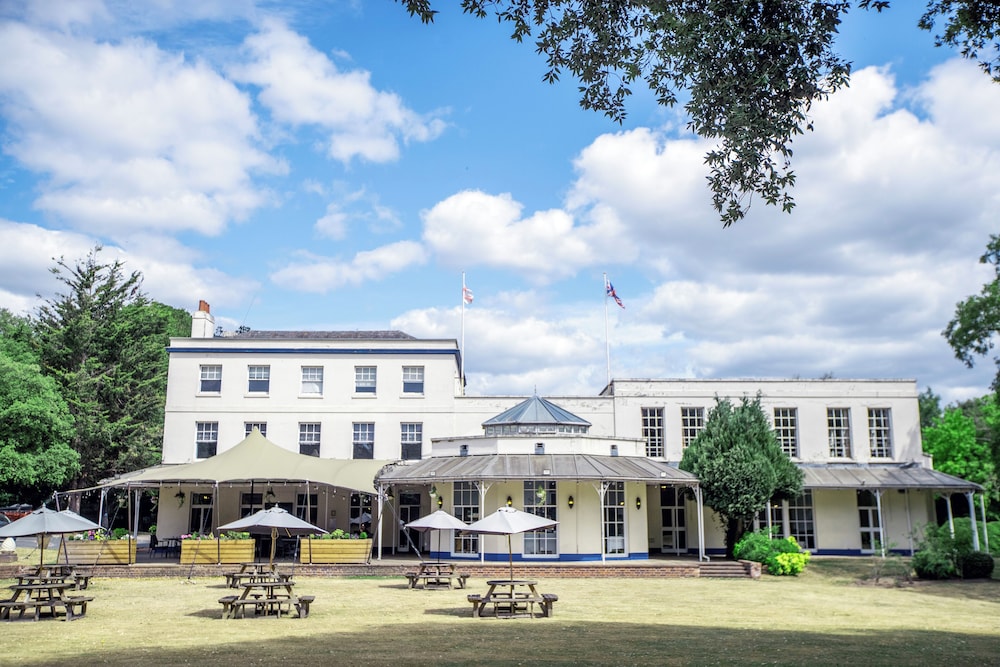 Stifford Hall Hotel Thurrock 9/67