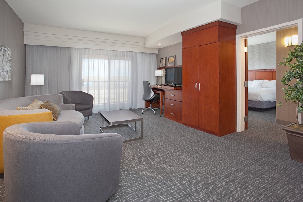 Courtyard By Marriott Casper 24/31