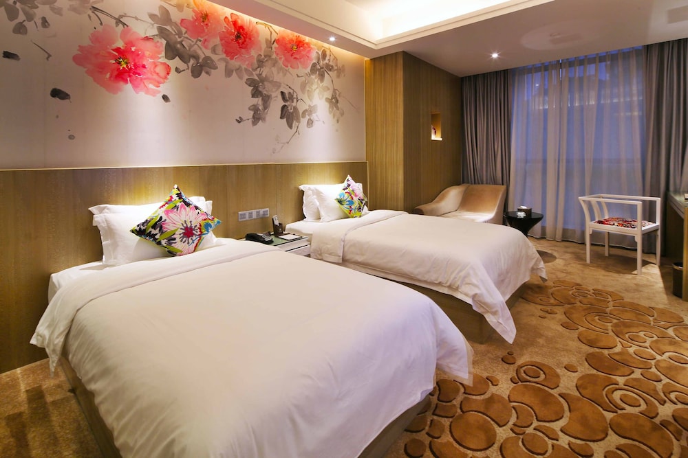 Paco Business Hotel Dongfeng Road Branch 10/27