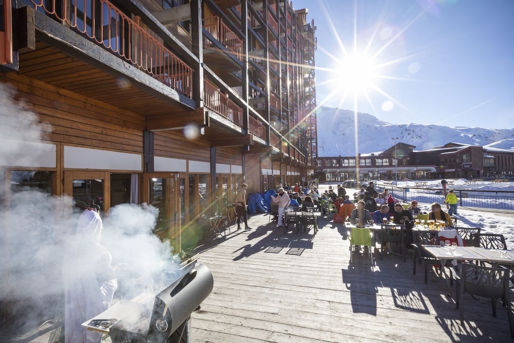 Hotel Club Mmv Les Melezes 49/50