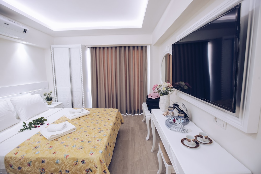 Princess Kinli Suites Hotel 18/38