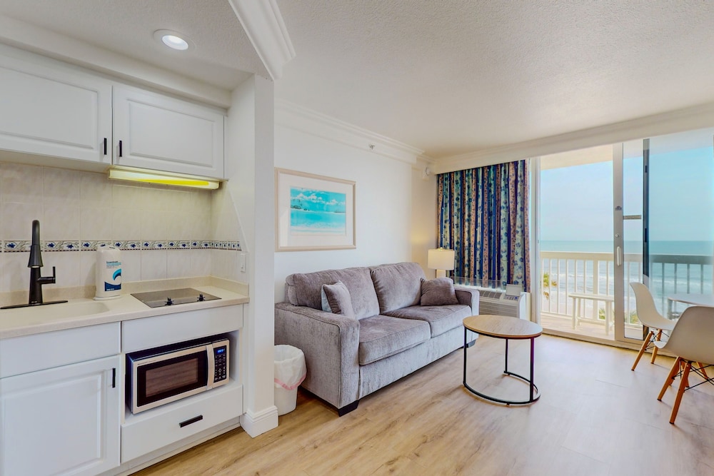 Daytona Beach Resort Conference Center 34/55