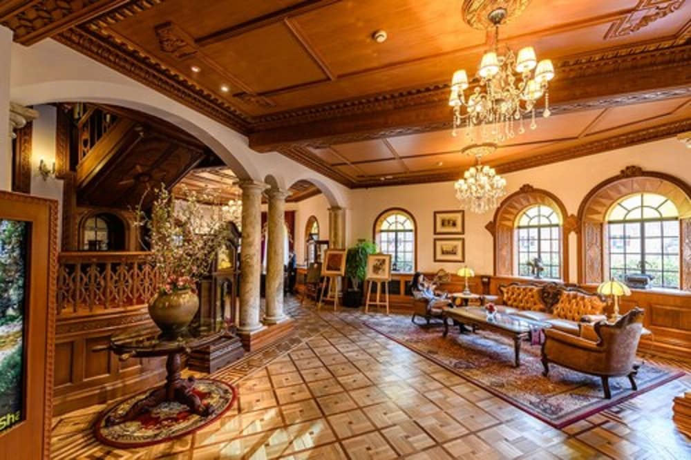 Heng Shan Moller Villa Hotel 11/50