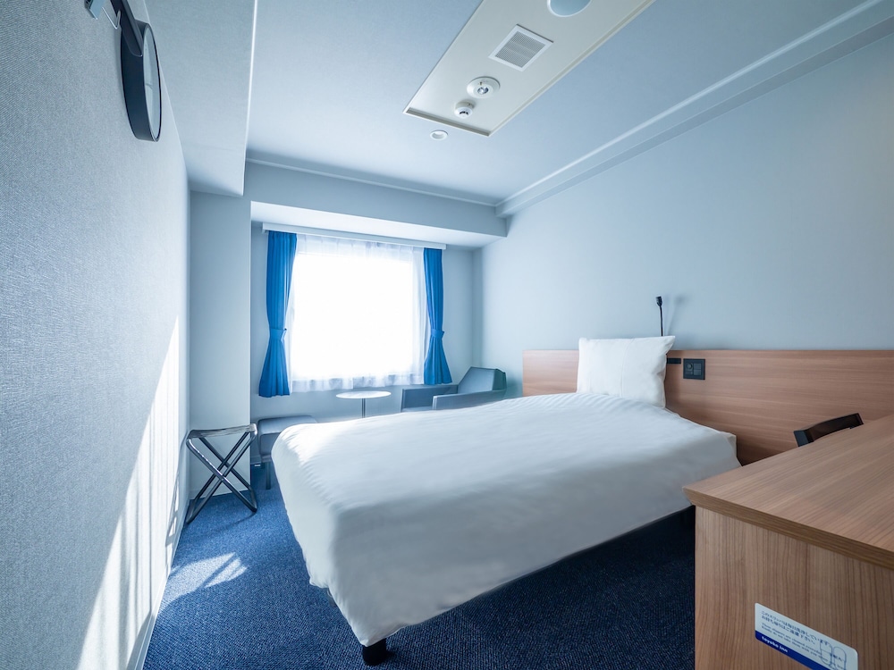 Toyoko Inn Yodoyabashi Eki Minami 26/64