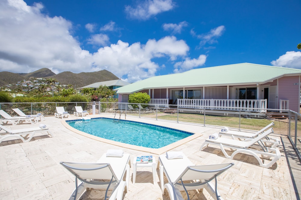 Esmeralda Resort