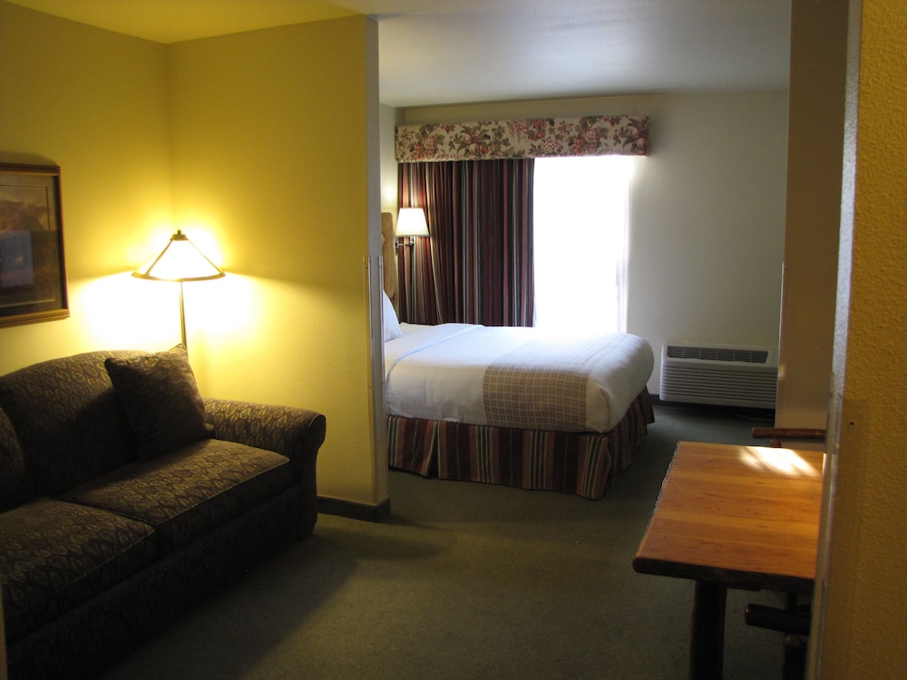 Bitterroot River Inn & Conference Center 35/56