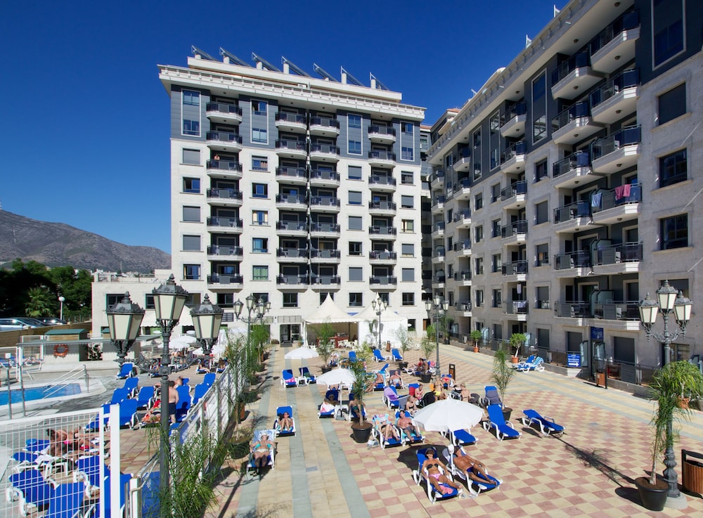 Apartamentos Nuriasol 36/50
