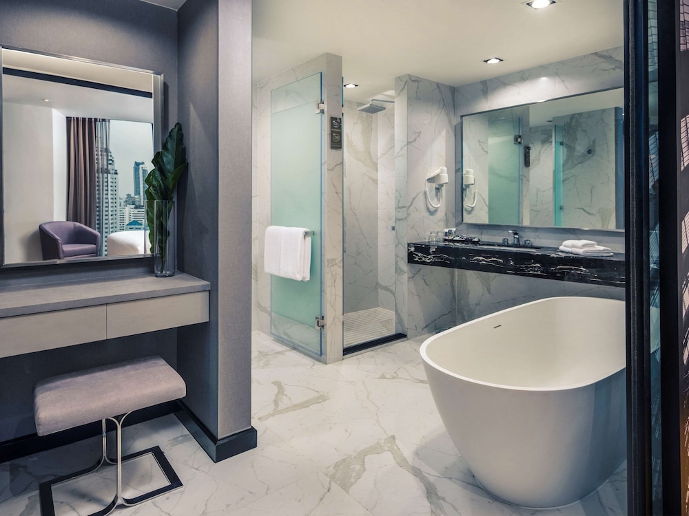 Mercure Bangkok Makkasan 21/79