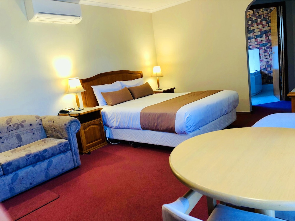 VICTORIANA MOTOR INN 31/42