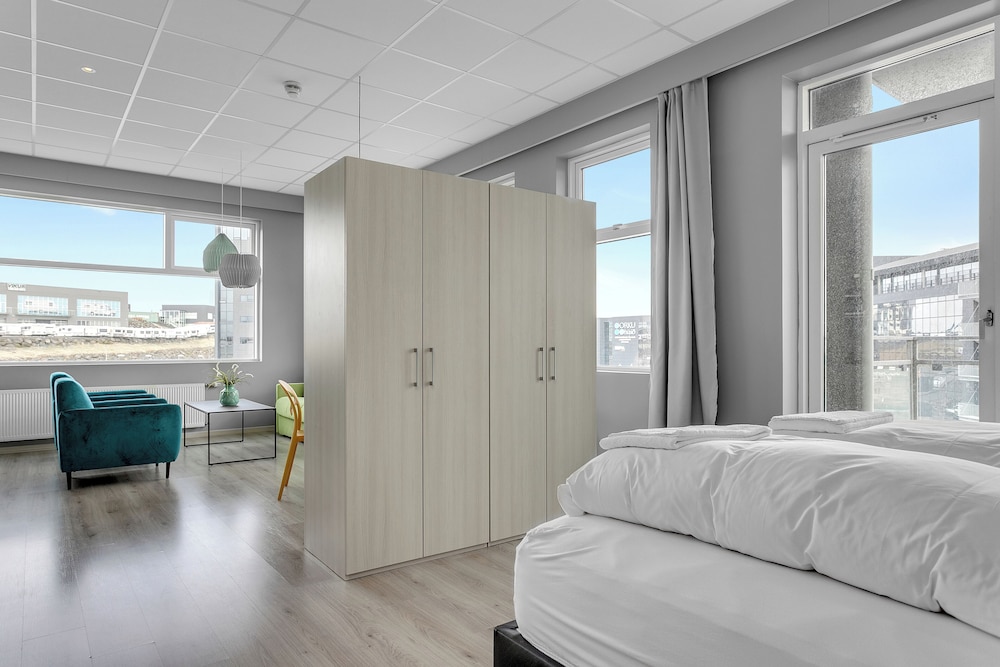 SUPERIOR, APARTMENT