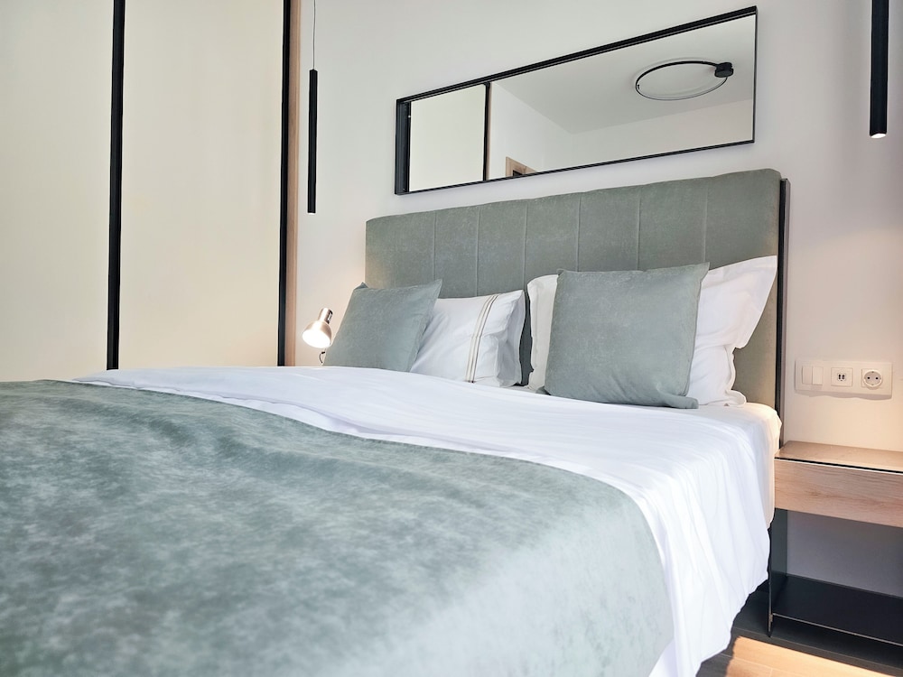 Azur Premium Resort 40/75