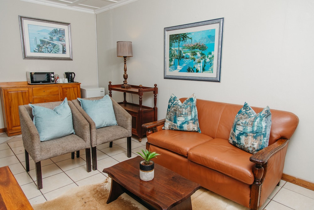 Biweda Nguni B&B 20/36