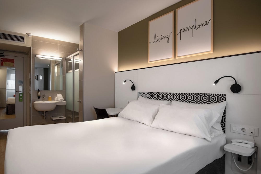 Bed4u Pamplona 18/59