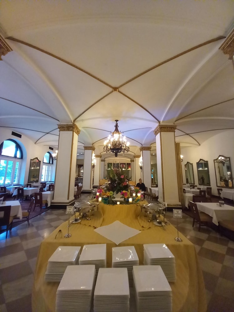 The Arlington Resort Hotel And Spa 42/54