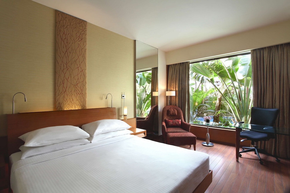 Hyatt Pune 29/70