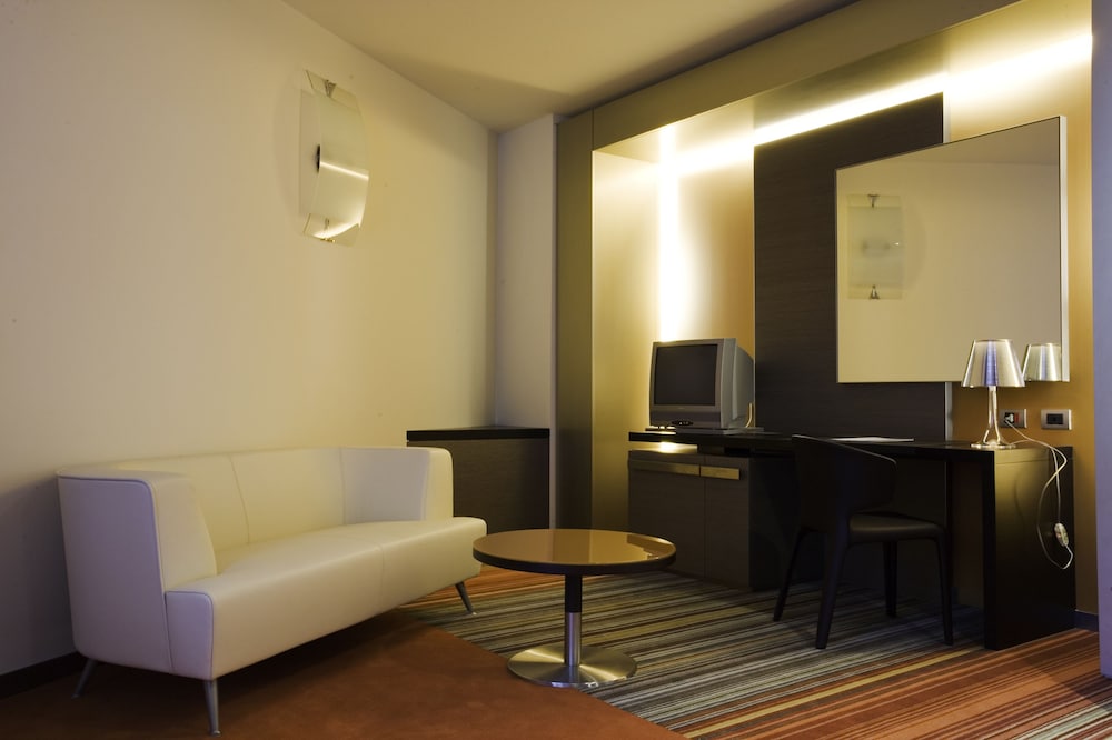 Unahotels T Hotel Cagliari 39/62