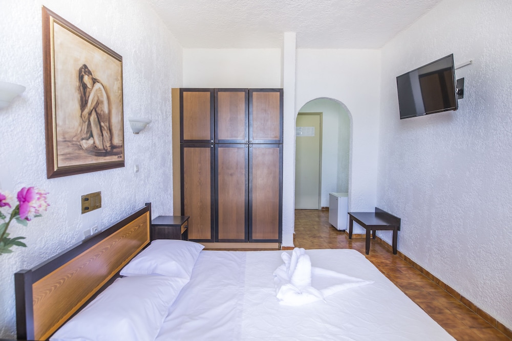 Creta Aquamarine Hotel 31/88
