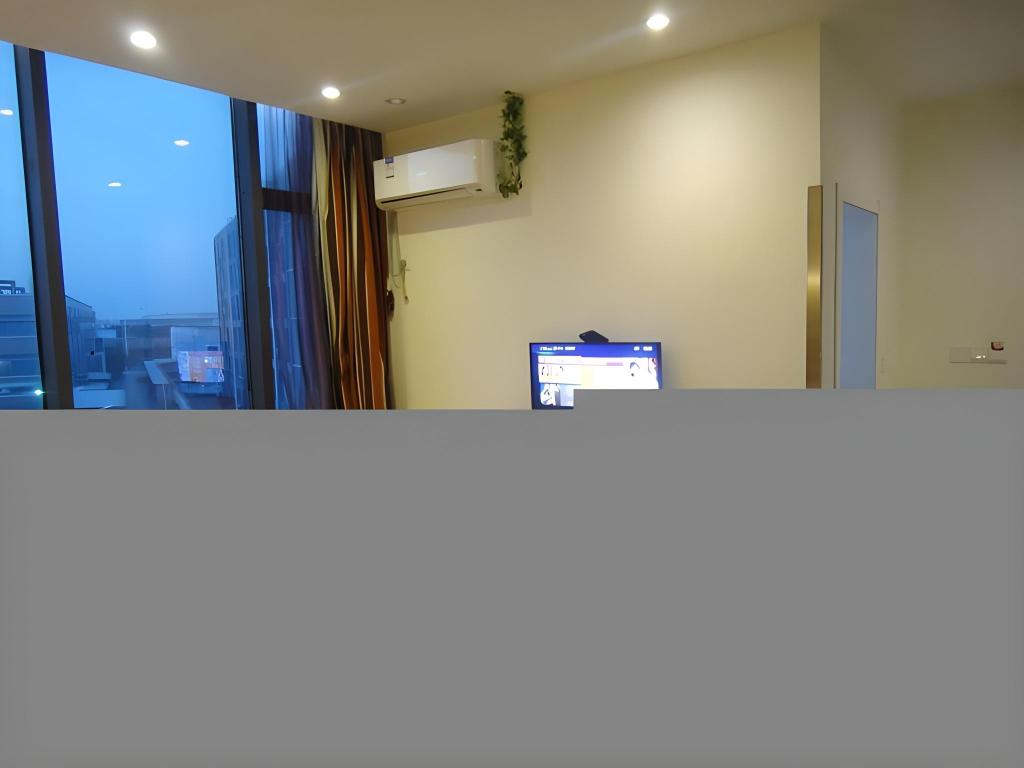 Thank Inn Plus Hotel Suzhou High-Tech Zone Shitang Road 32/38