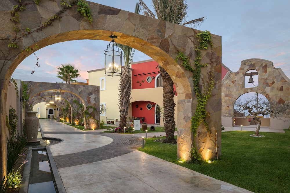 The Residences At Hacienda Encantada 47/50