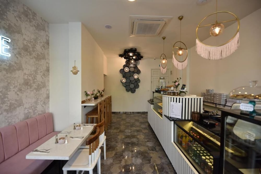 La Farine Hotel 39/49