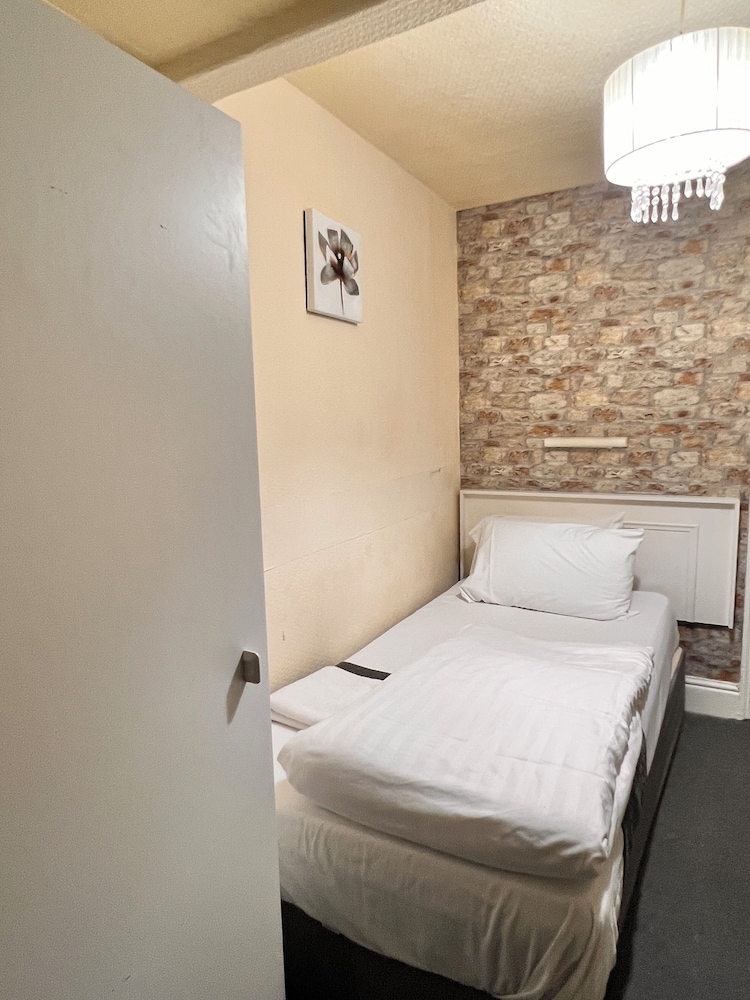 The New Oxford Hotel 22/43