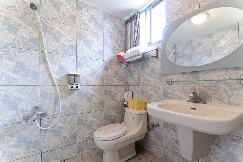 Shih Liang Hotel 49/50