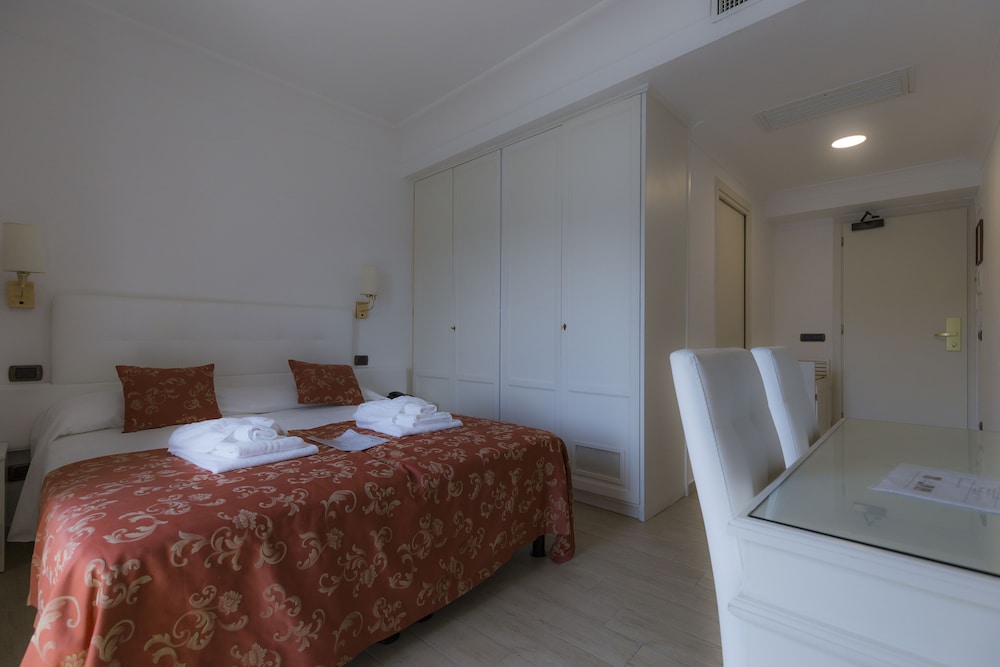 Castel Gandolfo 13/100