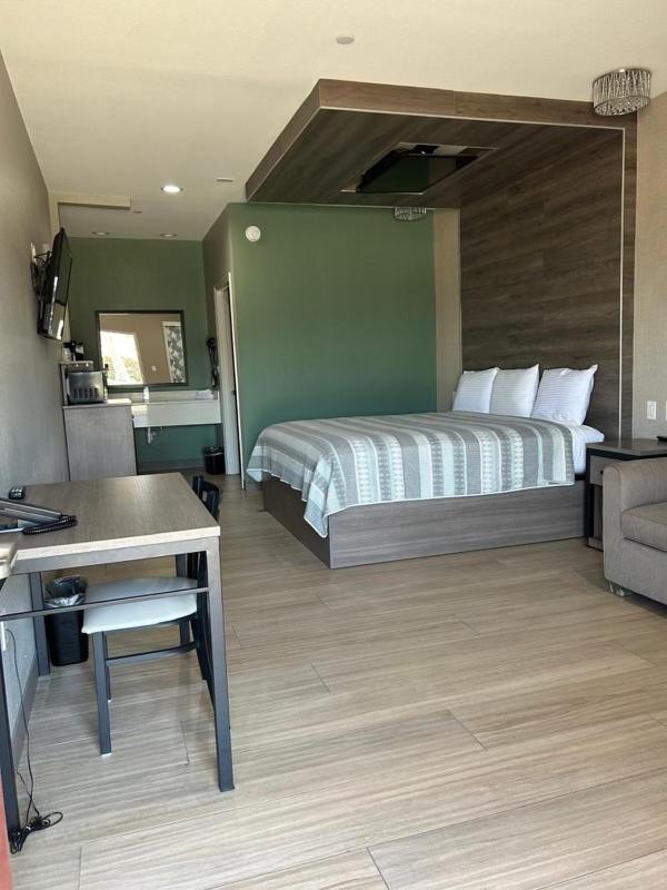 Express Inn - Richey 4/13