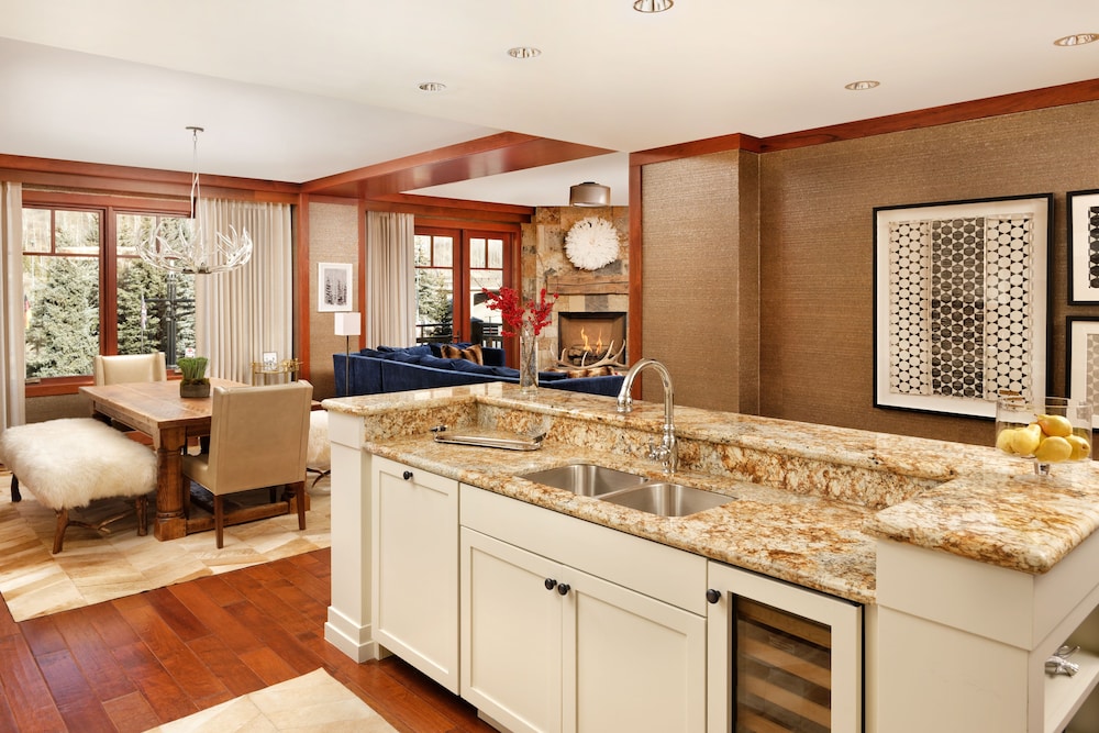 Four Seasons Resort and Residences Vail 75/93