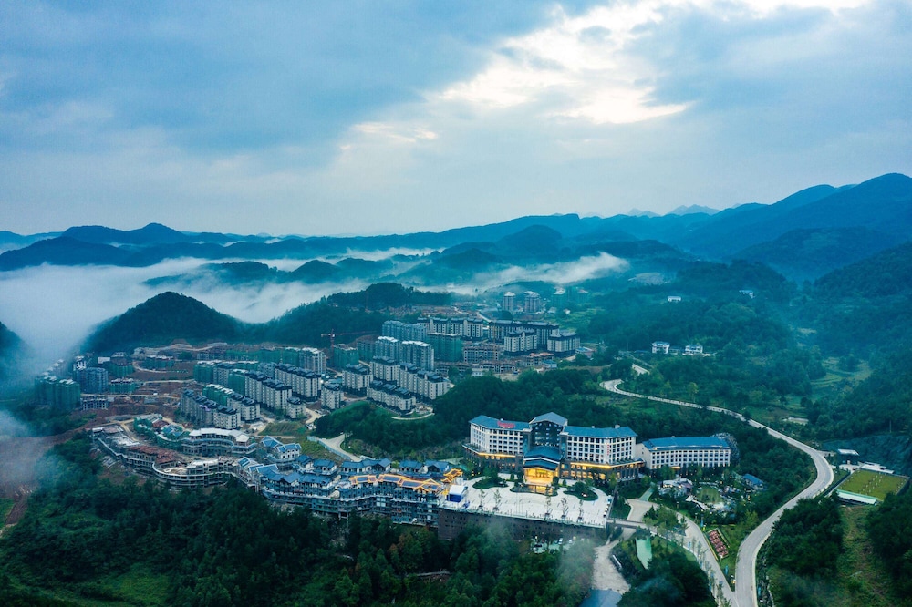 Ramada by Wyndham Guangyuan Zengjiashan Resort 17/20