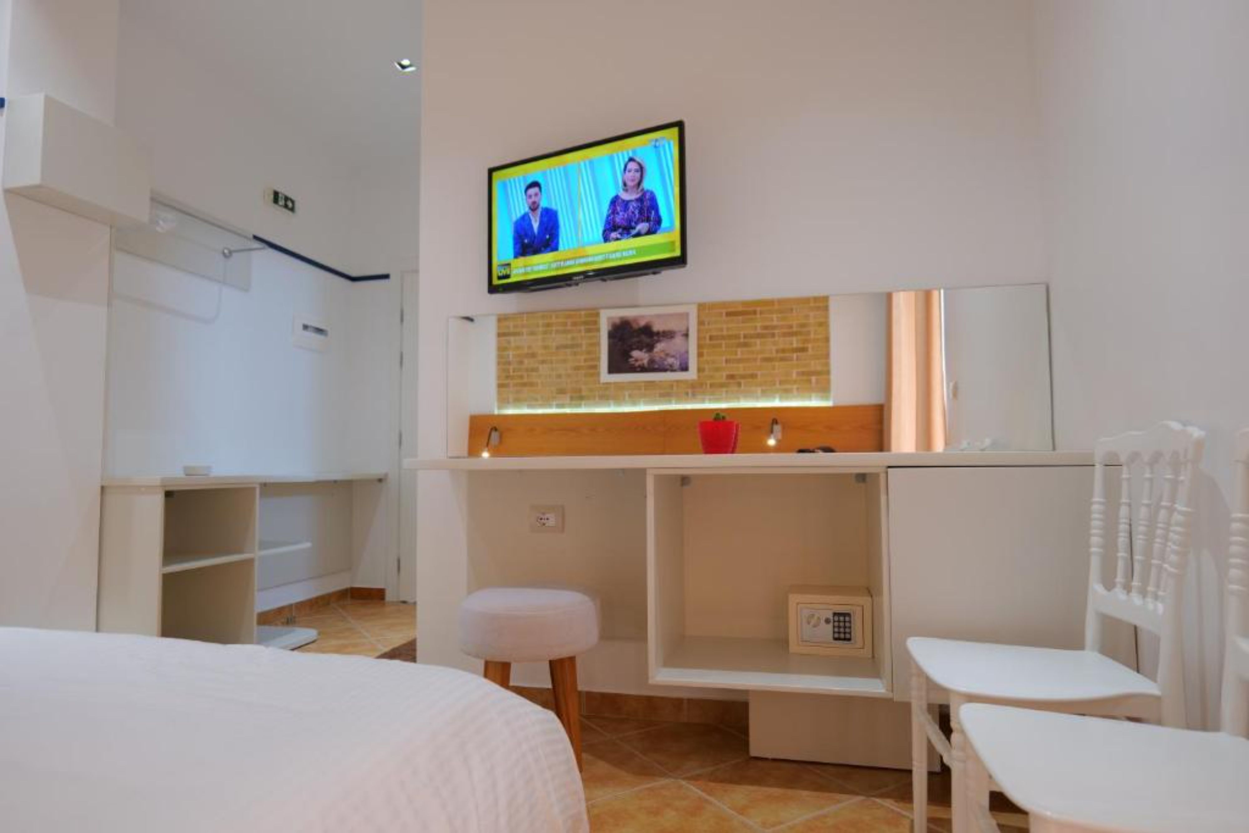 Superior, King Bed, Sea View, Hotel Piccollino 4/10