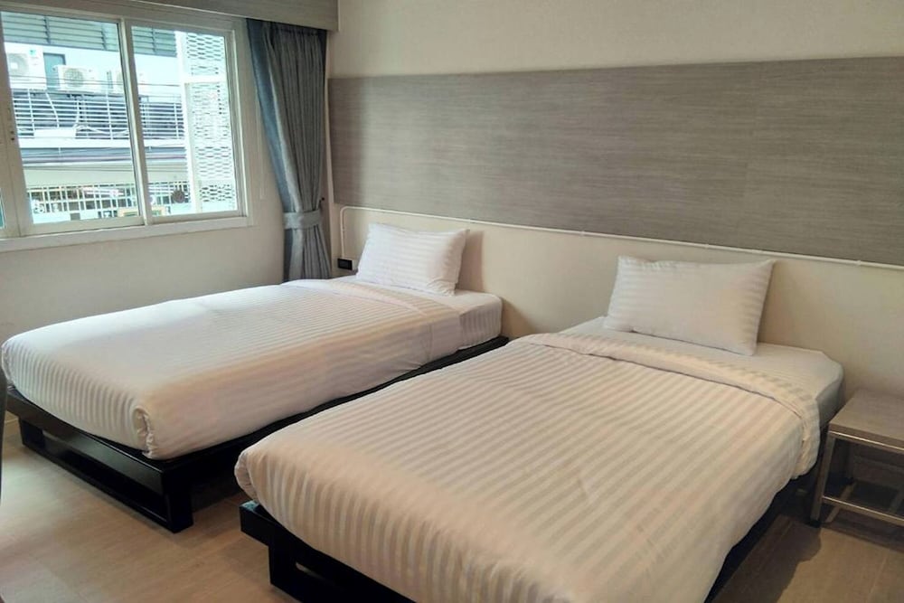 Lazy Sunday Hostel 14/50