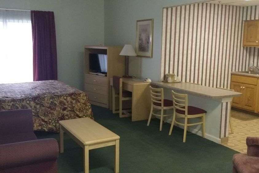 Baymont by Wyndham Cookeville 10/12