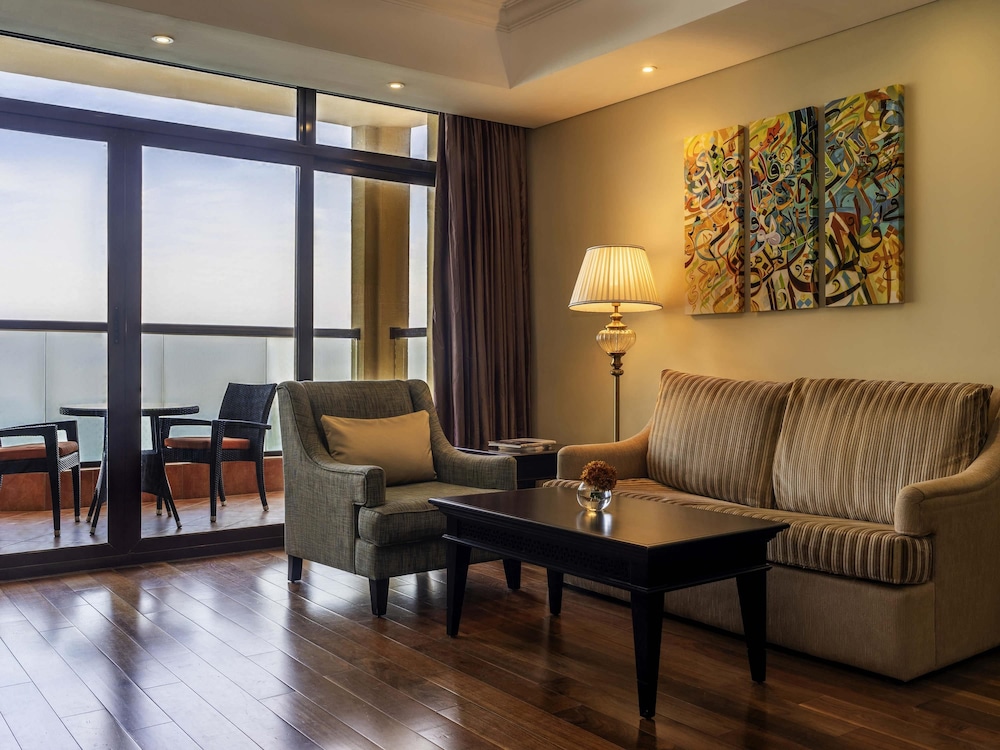 Pullman Al Marjan Island Resort 80/114