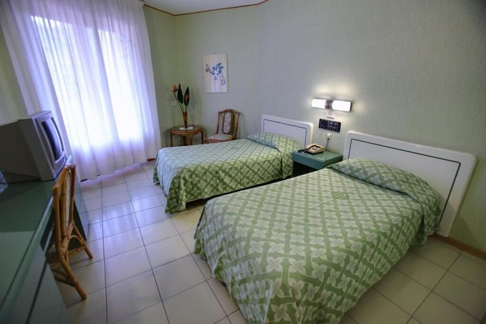 Hotel Perla Del Golfo 15/70